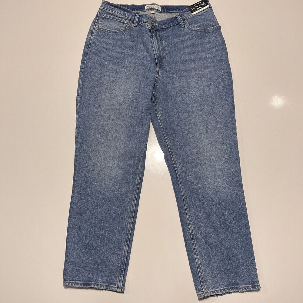 NWT Abercrombie Fitch 90s Straight Ultra High Rise Curve Jeans 32 /14 S